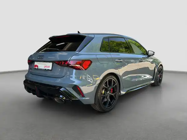 AUDI RS3 Sportback S tronic 5JGAR ACC MATRIX Connect HUD Pano Kamera (5/17)