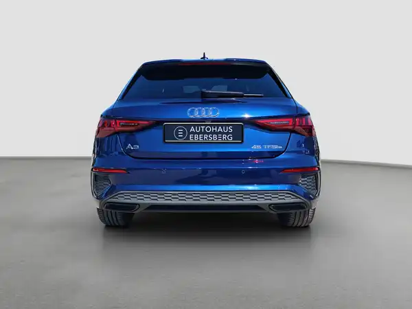 AUDI A3 Sportback S line 45 TFSI e Hybrid LED virtual App (6/17)