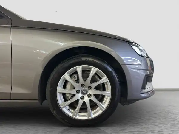 AUDI A4 Avant 40 TDI Business Navi+ PDC Spiegel+ QI (17/17)
