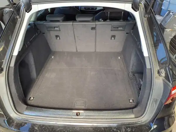 AUDI A4 Avant 35 TDI Business StHzg SpoSitz el.Heck PDC (10/10)