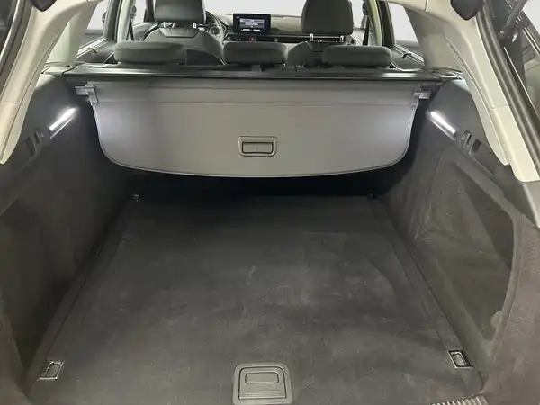 AUDI A4 Avant 35 TDI (13/16)