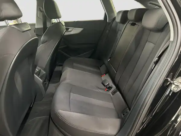 AUDI A4 Avant 35 TDI (9/16)