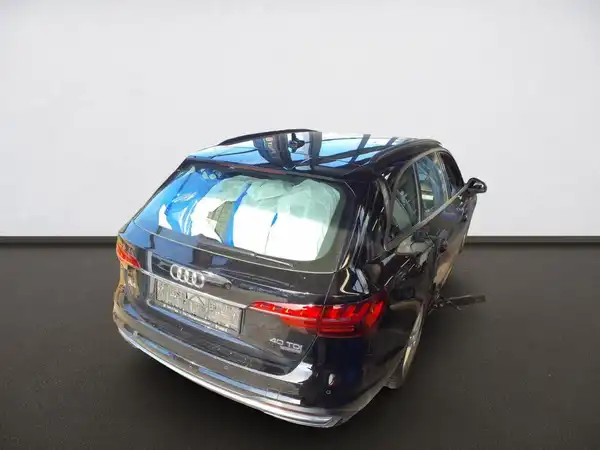 AUDI A4 Avant advanced 40 TDI qu. Business LED Navi+ Connect (3/5)