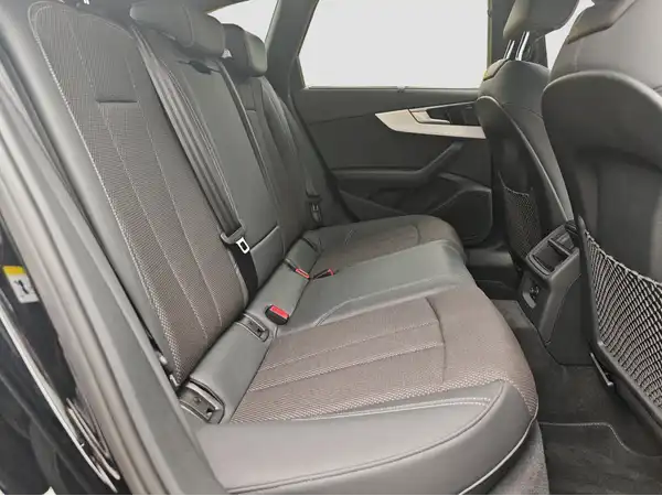 AUDI A4 Avant advanced 40 TDI quattro (15/16)