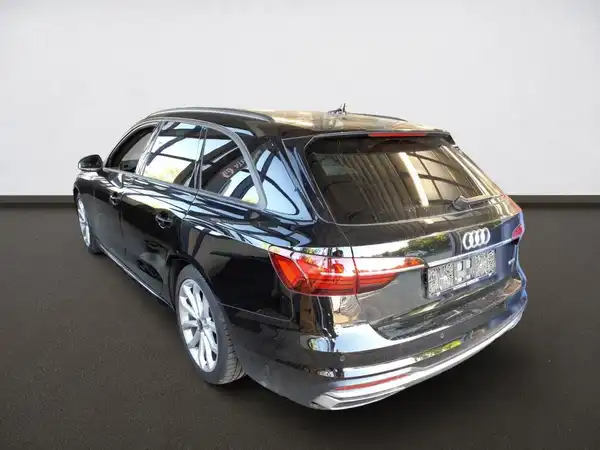 AUDI A4 Avant advanced 40 TDI quattro (3/6)