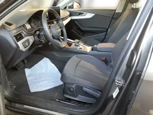 AUDI A4 Avant 35 TDI (6/6)