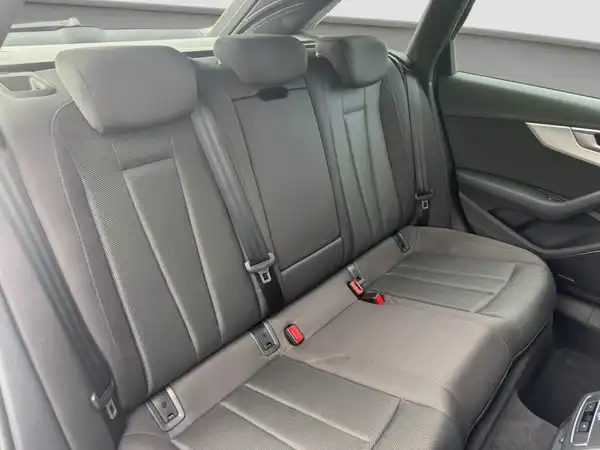 AUDI A4 Avant 2.0 TFSI qu Tour ACC App B&O virtual LED (15/16)