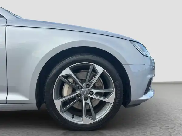AUDI A4 Avant 2.0 TFSI qu Tour ACC App B&O virtual LED (16/16)