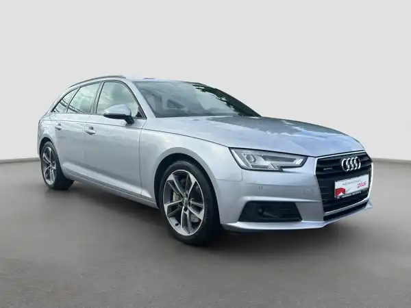 AUDI A4 Avant 2.0 TFSI qu Tour ACC App B&O virtual LED (4/16)
