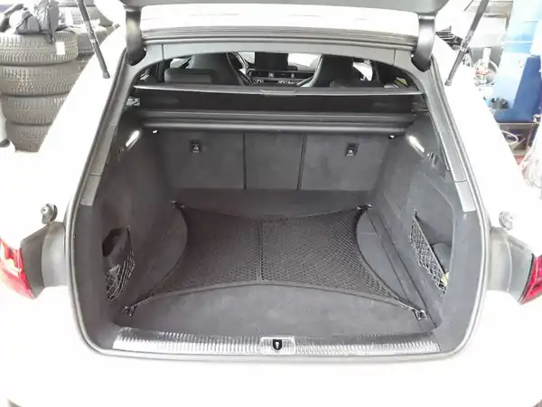 AUDI S4 Avant TDI (9/9)