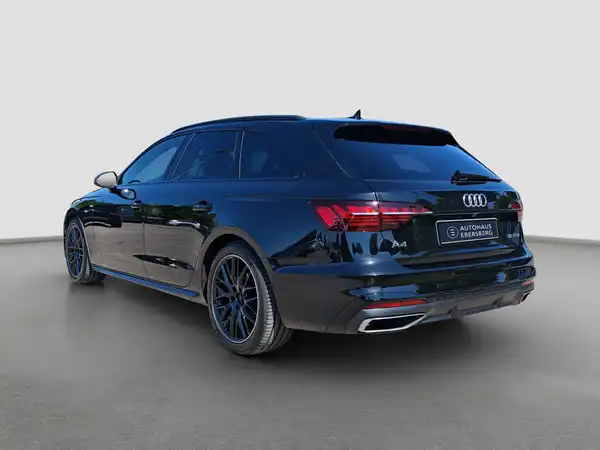 AUDI A4 Avant S line 35 TFSI 5JGAR Business Tour LED Pano (7/17)