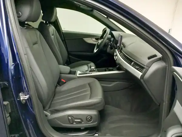 AUDI A4 Avant advanced 40 TDI qu Spiegel+ App Kamera Tour el.Sitz (17/20)