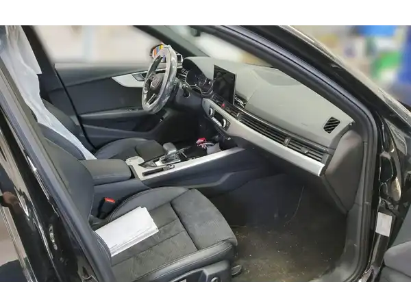 AUDI A4 Avant g-tron S line Tour Business ACC Connect Navi+ MATRIX (4/4)