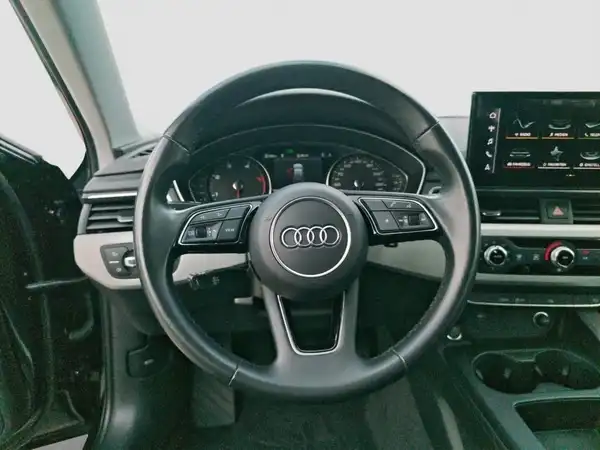 AUDI A4 Avant 35 TDI Business StHzg SpoSitz el.Heck PDC (11/17)