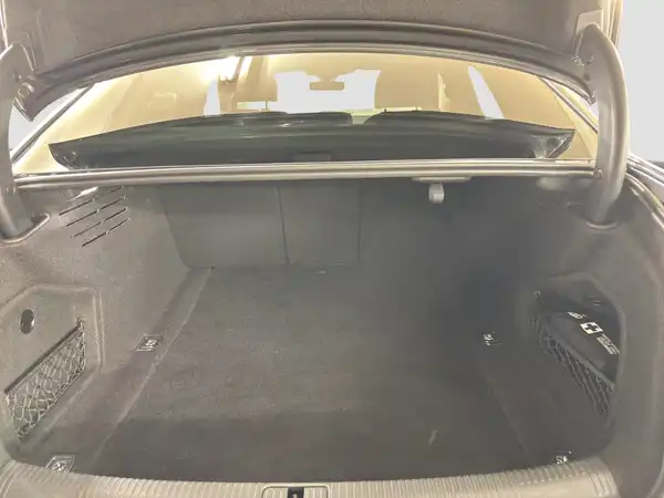 AUDI A4 Limousine S line 40 TDI qu (13/16)