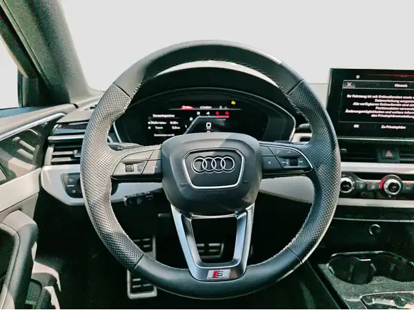 AUDI A4 Avant advanced 40 TDI quattro (10/15)