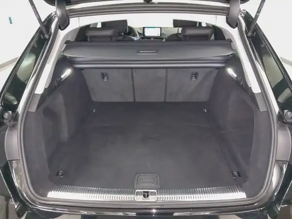AUDI A4 Avant advanced 40 TFSI qu 5JGar Sour LED Pano el.Heck (12/17)