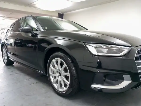 AUDI A4 Avant advanced 40 TFSI qu 5JGar Sour LED Pano el.Heck (14/17)