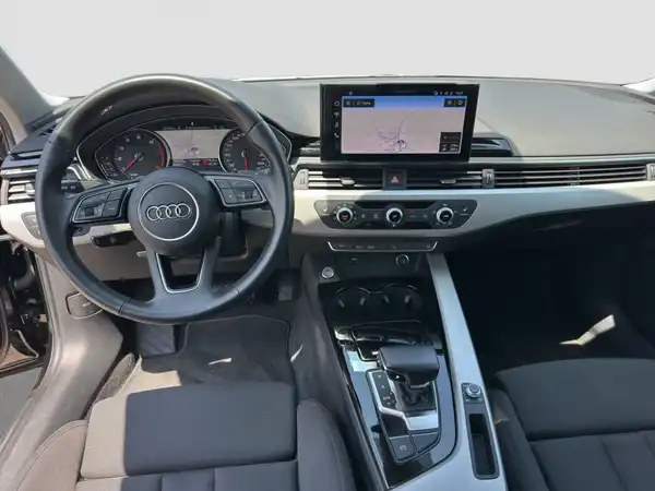 AUDI A4 Avant advanced 40 TFSI Business Navi+ LED Kamera (10/16)