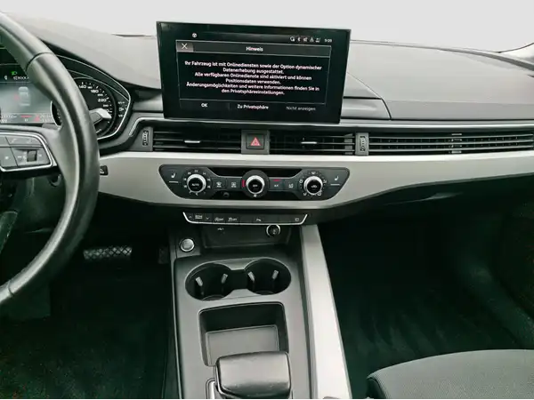 AUDI A4 Limousine advanced 35 TFSI (12/16)