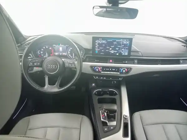AUDI A4 Avant 40 g-tron Business LED Navi+ el.Heck (10/21)