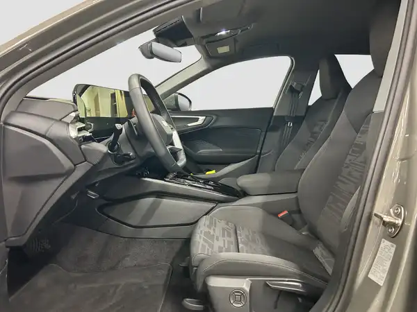 AUDI A5 Avant TFSI (8/16)