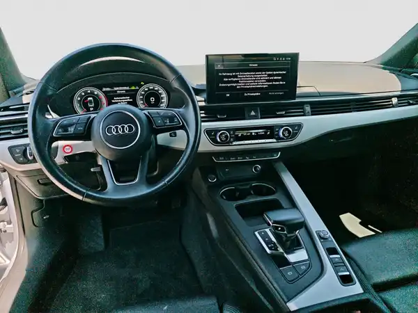AUDI A5 Cabriolet advanced 40 TFSI 5JGar el.Sitz virtual Navi App (10/16)
