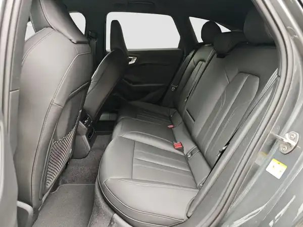 AUDI A5 Avant 5JGar S line Int+ExTt Assist TechPro StHzg (9/17)