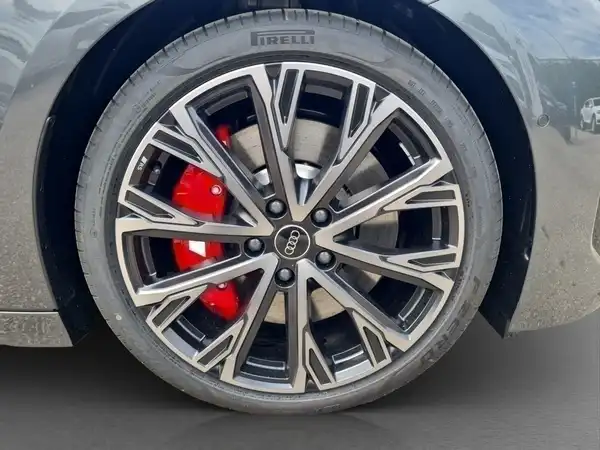 AUDI S6 Avant e-tron 370 kW (17/17)
