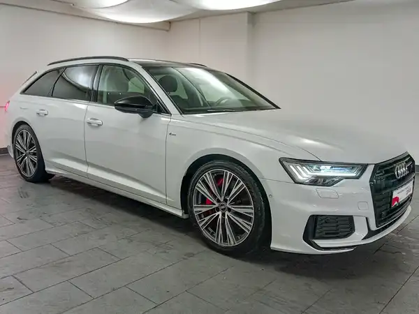 AUDI A6 Avant TFSI e 55 TFSI e quattro sport Pano HUD MTRX (4/19)