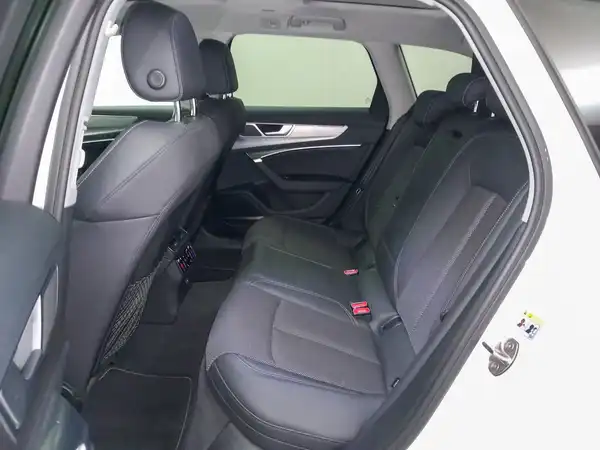 AUDI A6 Avant TFSI e 55 TFSI e quattro sport Pano HUD MTRX (9/19)