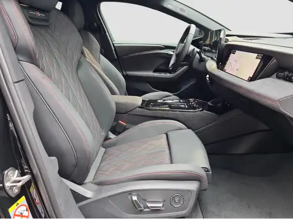 AUDI A6 Avant e-tron qu. (14/16)
