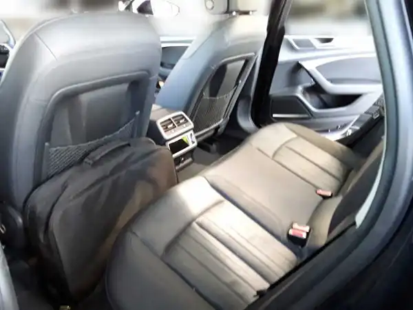 AUDI A6 Avant 50 TSFI e quattro (8/8)