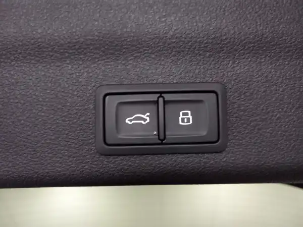 AUDI A6 allroad 40 TDI 5JGar Assist+ 4x Clima Alarm LM21 (14/20)