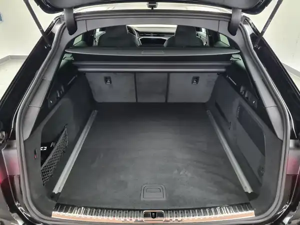 AUDI S6 Avant TDI (13/18)