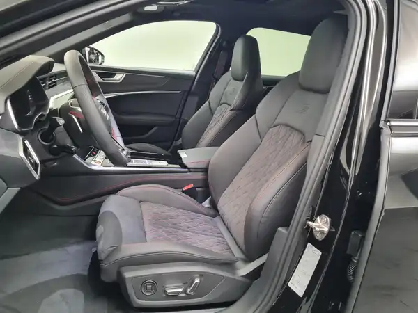 AUDI S6 Avant TDI (8/18)