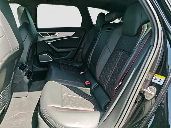 AUDI RS6 Avant StHzg Keramik RS-Sitz Dynamik+ Design HUD MATRX (9/16)
