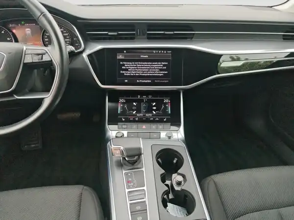 AUDI A6 Avant 40 TDI Sensor Navi Connect (12/17)