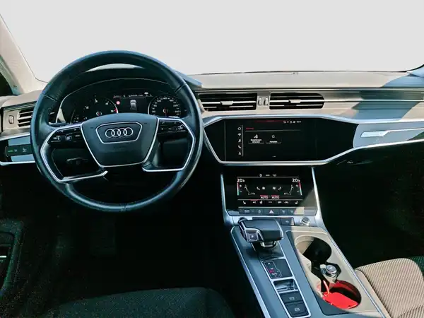 AUDI A6 Avant 40 TDI qu Tour Business 4xClima Spiegel+ LM18 (10/17)