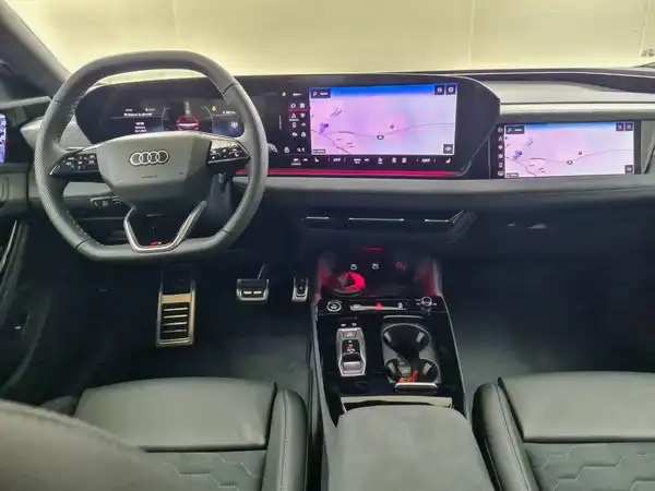 AUDI A6 Avant e-tron performance 270 kW (11/20)