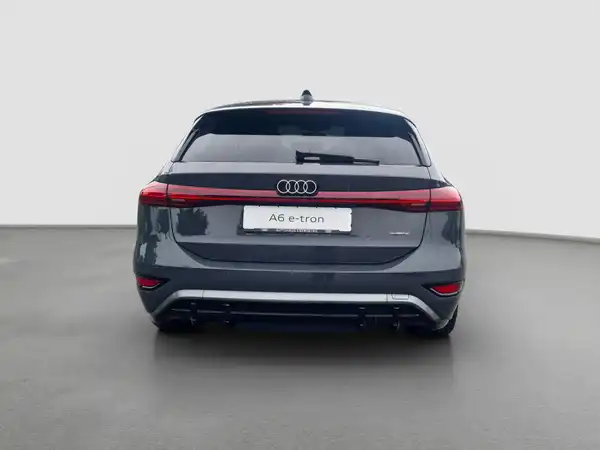 AUDI A6 Avant e-tron qu. (6/16)