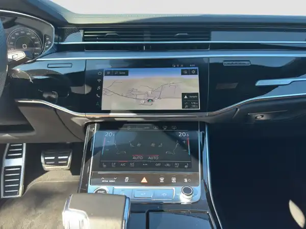 AUDI A8 3.0 TDI qu. Assistenz Stadt MATRIX Virtual (12/16)