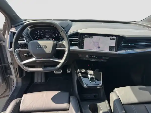 AUDI Q4 e-tron advanced Assist+ S line virtual WPumpe Navi+ (10/16)
