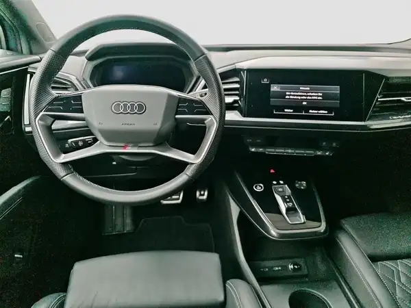 AUDI Q4 Sportback e-tron 50 qu. Assistenz+ ACC MATRIX Navi+ (10/17)