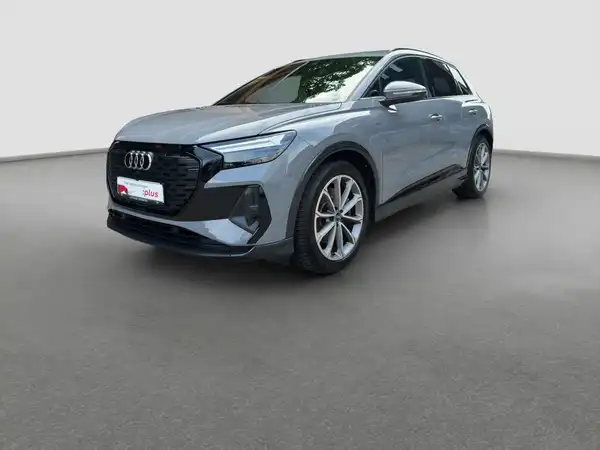AUDI Q4 e-tron 40 S line virtual NaviPro WPumpe Pano black (2/17)