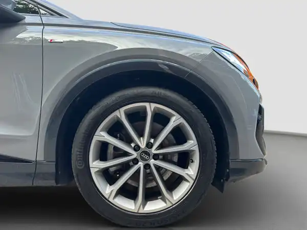 AUDI Q4 e-tron 40 S line virtual NaviPro WPumpe Pano black (17/17)