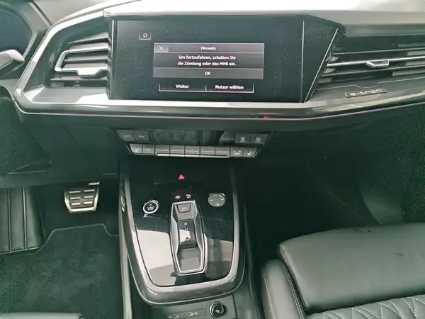 AUDI Q4 Sportback e-tron 50 qu. Assistenz+ ACC MATRIX Navi+ (12/16)