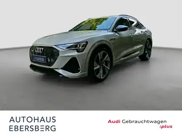 AUDI e-tron Sportback S-line quattro (1/16)