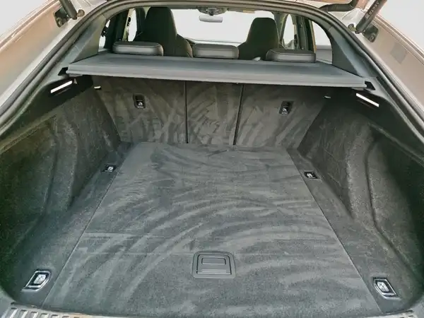 AUDI e-tron Sportback S-line quattro (13/16)