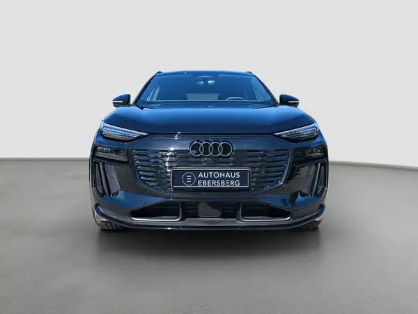 AUDI Q6 e-tron black TechPlus S line LM21 Kompaktlader (3/17)